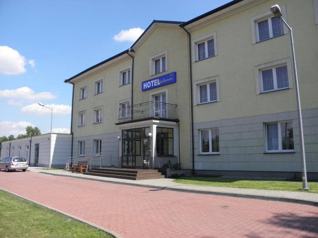 Hotel Julianów Varsóvia Exterior foto